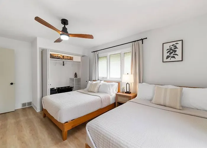 New By O'hare Airport With Indoor Pool, Sauna, And Arcade * Bensenville