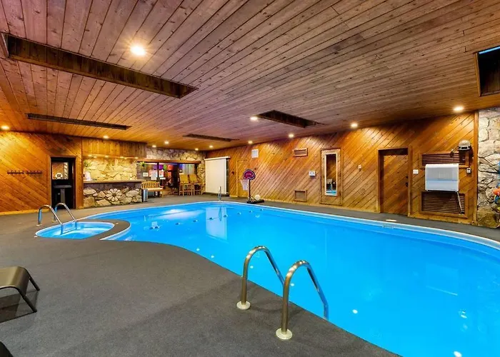 Сasa de vacaciones New By O'hare Airport With Indoor Pool, Sauna, And Arcade *
