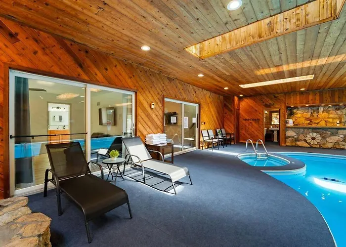 New By O'hare Airport With Indoor Pool, Sauna, And Arcade